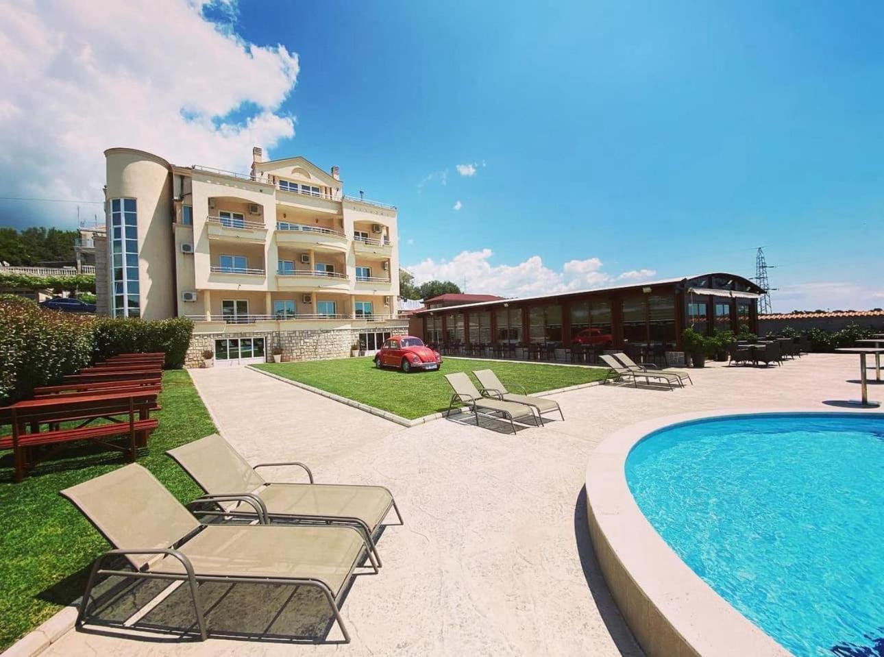 Apart Hotel Llolla อุลซิน ภายนอก รูปภาพ