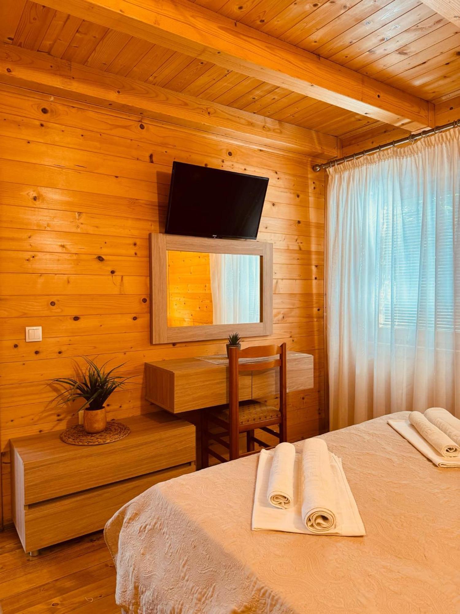 Apart Hotel Llolla อุลซิน ภายนอก รูปภาพ
