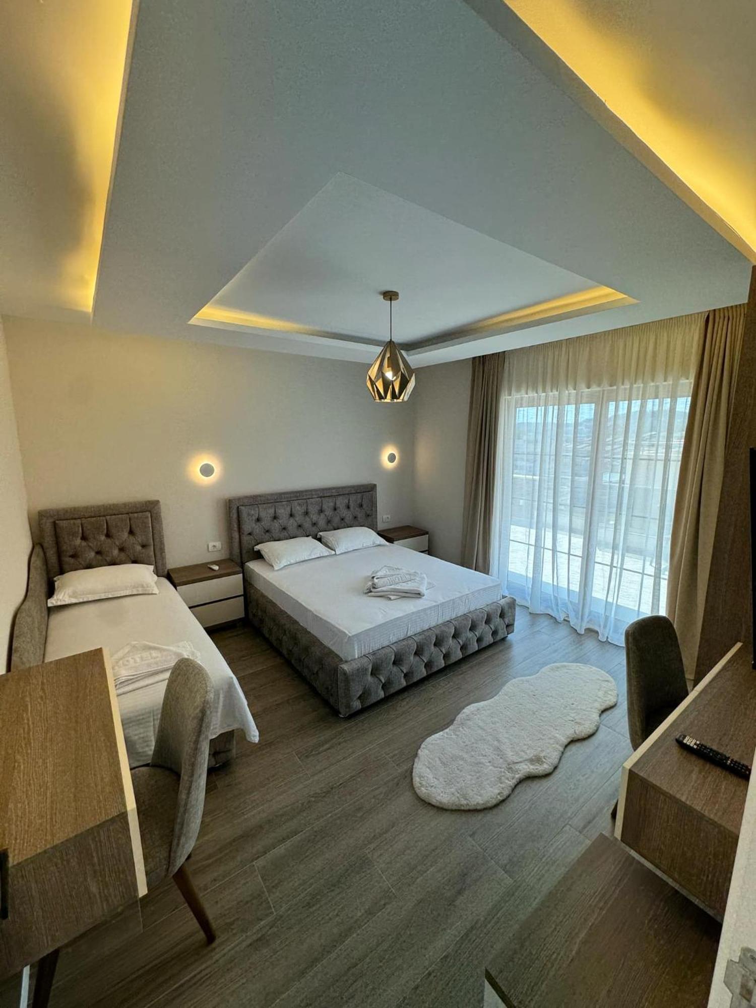 Apart Hotel Llolla อุลซิน ภายนอก รูปภาพ