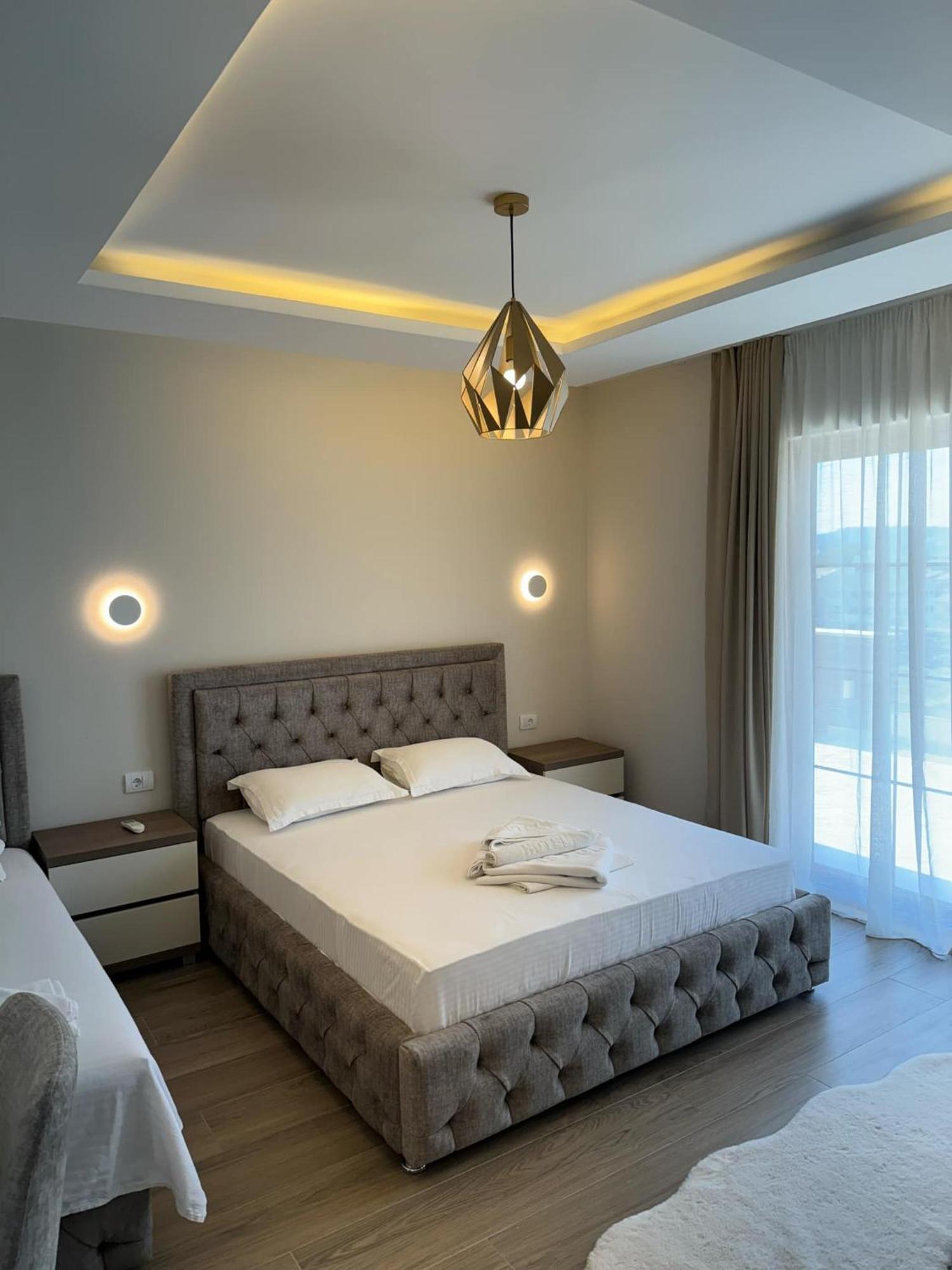 Apart Hotel Llolla อุลซิน ภายนอก รูปภาพ