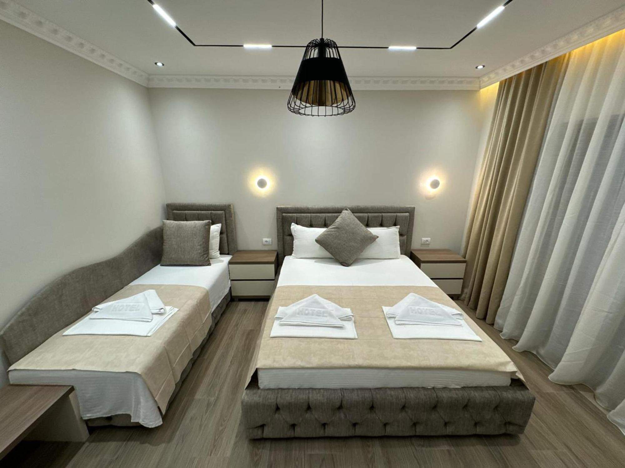 Apart Hotel Llolla อุลซิน ภายนอก รูปภาพ