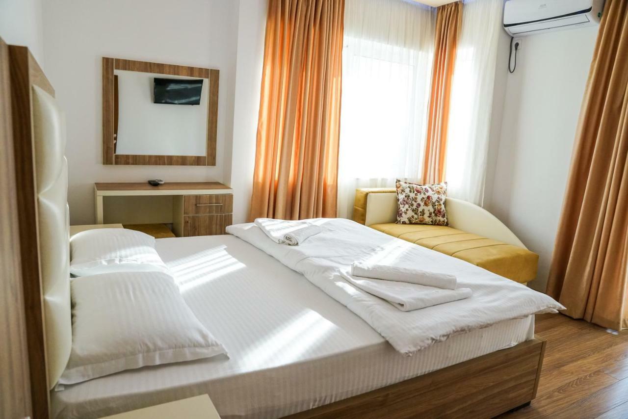 Apart Hotel Llolla อุลซิน ภายนอก รูปภาพ