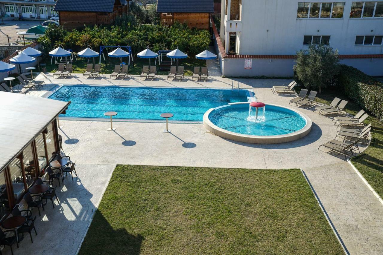 Apart Hotel Llolla อุลซิน ภายนอก รูปภาพ